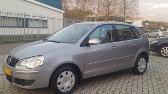 Volkswagen Polo - 1.4-16V Optive 5 Deurs - 1