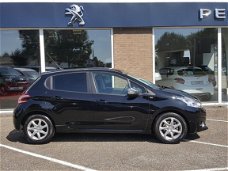 Peugeot 208 - 1.2 PT-82PK 5D STYLE NAVI PARKHULP BLUETOOTH, CRUIS EN LM-VELGEN