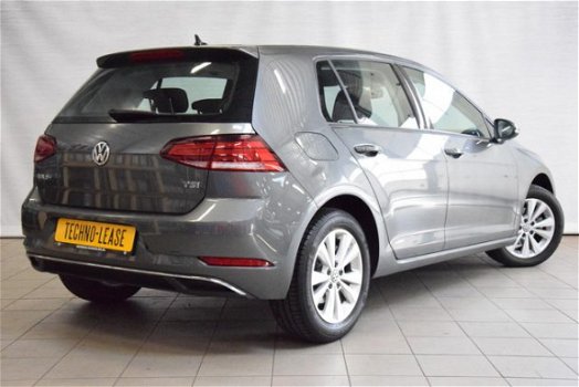 Volkswagen Golf - 1.0 TSI 110PK COMFORTLINE EXECUTIVE PDC DAB+ - 1