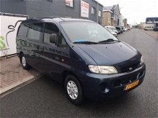 Hyundai H 200 - Invalidebus/rolstoelauto