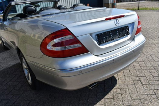 Mercedes-Benz CLK-klasse Cabrio - CLK 240 Avantgarde / Navi / Leder / PDC - 1