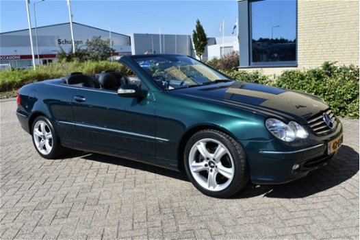 Mercedes-Benz CLK-klasse Cabrio - CLK 240 Avantgarde / Orig. NL-Auto / 70.000 KM / Navi / Leder / PD - 1