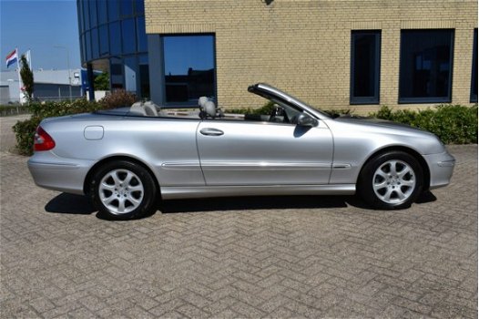 Mercedes-Benz CLK-klasse Cabrio - CLK 240 Elegance / 60.000 KM / COMAND Navi / Leder / Memory / PDC - 1