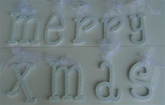 MERRY XMAS HOUTEN LETTERS WIT- GROEN Nieuw - 1