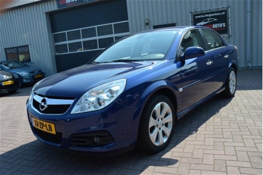 Opel Vectra - 1.8-16V Executive B.J 2008 - 1