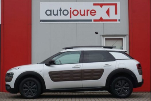 Citroën C4 Cactus - 1.6 BlueHDi Shine / panoramadak / camera / metallic lak - 1