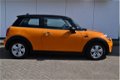 Mini Mini One - Hatchback Business / Navigatie/ Sportstuur/ Lichtmetalen velgen - 1 - Thumbnail