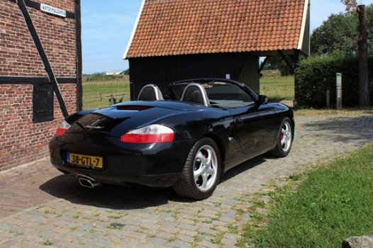 Porsche Boxster - 1