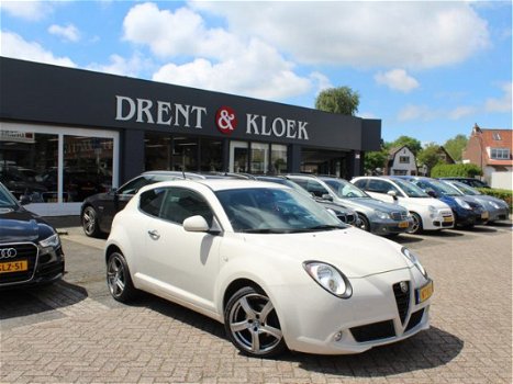 Alfa Romeo MiTo - 1.4 T Distinctive AUTOMAAT SPORTSTOELEN / CAMERA / NAVIGATIE - 1