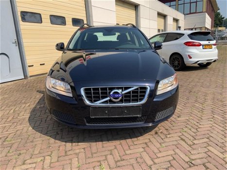 Volvo V70 - 2.0F Kinetic - 1