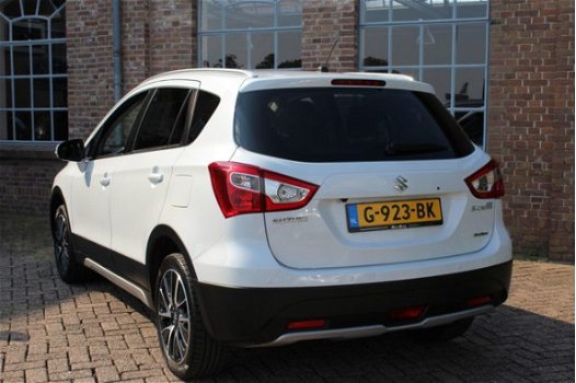 Suzuki SX4 S-Cross - 1.6 High Executive AllGrip Navigatie, Leder, Pano dak, Xenon, Camera, Full Opti - 1