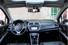 Suzuki SX4 S-Cross - 1.6 High Executive AllGrip Navigatie, Leder, Pano dak, Xenon, Camera, Full Opti