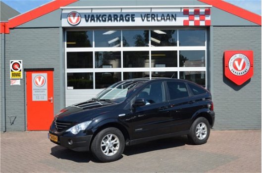 SsangYong Actyon - A 200 XDI 4WD NAV LEER 141pk weinig KM - 1