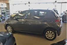 Toyota Yaris - 1.5 Full Hybrid Comfort Automatische Airco, Cruise controle, Nationale auto pas