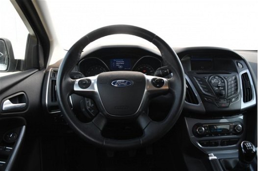 Ford Focus - 1.0 EcoBoost 100pk Titanium | NAVI | PDC | ECC | PARK ASSIST - 1