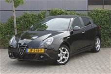 Alfa Romeo Giulietta - 1.4 Turbo MultiAir TCT Sprint Navi 17"