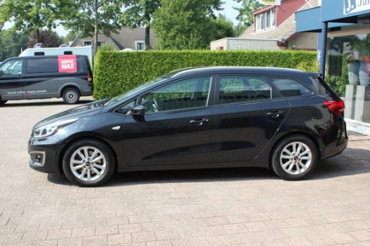 Kia cee'd Sportswagon - 1.0 T-GDi First Edition Navi Camera Airco Bluetooth - 1