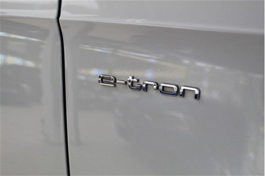 Audi A3 Sportback - 1.4 TFSI 204PK E-TRON AMBITION + PANORAMADAK / LED / SP. STOELEN - 1