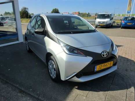 Toyota Aygo - 1.0 VVT-i x-now - 1