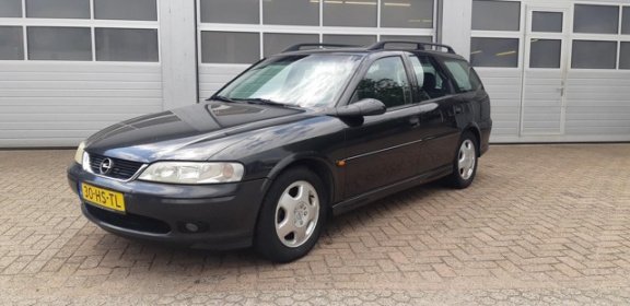 Opel Vectra - 1.6 I 16V ST NIEUWE APK BIJ AFL - 1