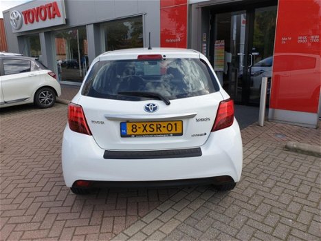 Toyota Yaris - 1.5 Full Hybrid Aspiration CVT 5D 100pk - 1