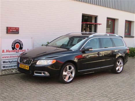 Volvo V70 - 2.4D 163PK AUT Summum/ Full option/ Topstaat - 1