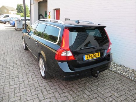 Volvo V70 - 2.4D 163PK AUT Summum/ Full option/ Topstaat - 1