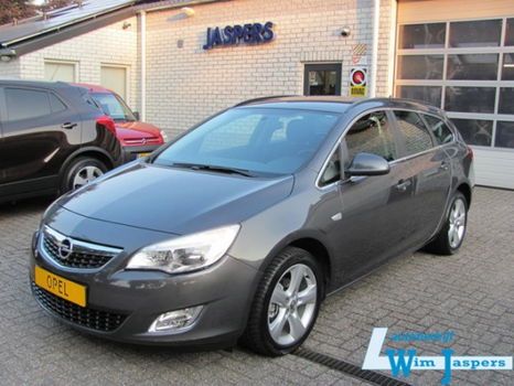 Opel Astra Sports Tourer - 1.4 Turbo Selection - 1