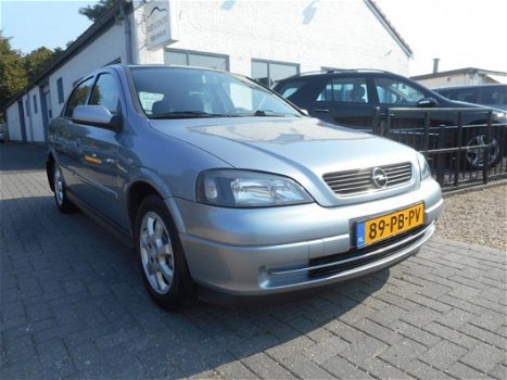 Opel Astra - 1.6I-16V NJOY AIRCO 5 DRS 2004 - 1