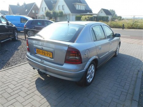 Opel Astra - 1.6I-16V NJOY AIRCO 5 DRS 2004 - 1