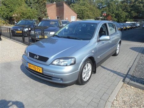 Opel Astra - 1.6I-16V NJOY AIRCO 5 DRS 2004 - 1