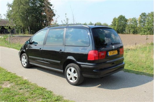 Seat Alhambra - 1.8-20VT Businessline 7-persoons Automaat - 1