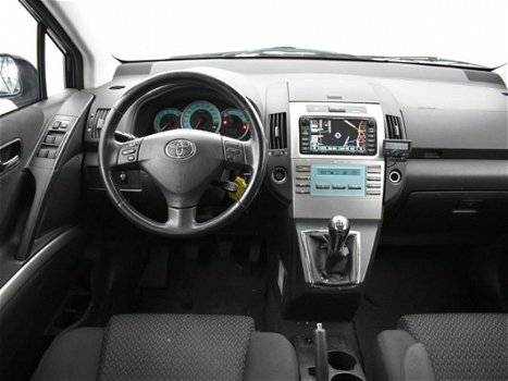 Toyota Verso - 1.6 VVT-I LUNA 7 PERS. + NAVIGATIE / TREKHAAK / CLIMATE / CRUISE - 1