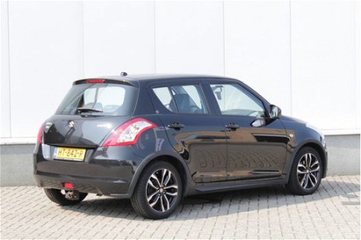 Suzuki Swift - 1.2 Style | Airco | Cruise | Alcantara | Lm-Velgen | Trekhaak - 1