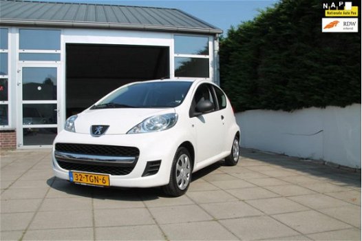 Peugeot 107 - 1.0-12V XR - 1