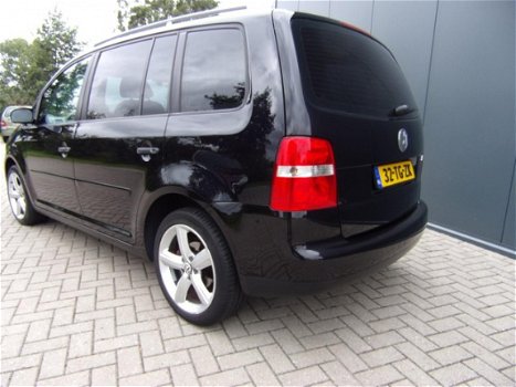 Volkswagen Touran - 1.6 Optive II - 1