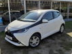 Toyota Aygo - 1.0 X-play 5-drs| airco, lm-velgen, bluetooth, camera - 1 - Thumbnail