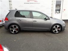 Volkswagen Golf - 2.0 GTI Edition