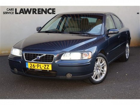 Volvo S60 - 2.4 D5 Edition | Youngtimer | Xenon | Clima | Cruise Controle | Trekhaak | DAB-tuner | N - 1