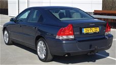 Volvo S60 - 2.4 D5 Edition | Youngtimer | Xenon | Clima | Cruise Controle | Trekhaak | DAB-tuner | N