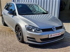 Volkswagen Golf - 2.0 TDI Highline 197 PK Leer Stoelverwarming