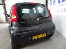 Peugeot 107 - 1.0-12V XR