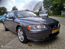Volvo S60 - 2.4 Automaat Drivers Edition Volleder interieur 09