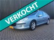 Peugeot 407 - 2.0-16V XR Pack AIRCO / SEDAN / VELGEN / RADIO CD / ELEKTRISCH PAKKET - 1 - Thumbnail