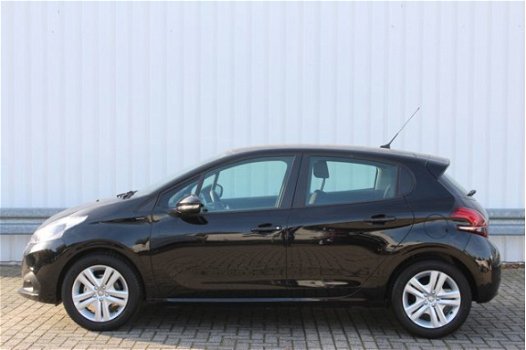 Peugeot 208 - 1.2 82pk Signature NAVI - 1