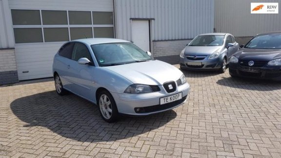 Seat Ibiza - 1.4-16V Reference ✓Climate controll ✓Nieuwe distributieriem ✓ LM velgen - 1