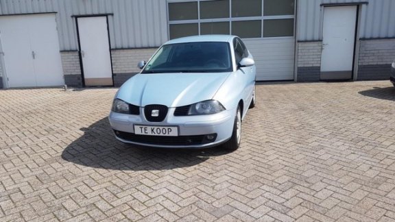 Seat Ibiza - 1.4-16V Reference ✓Climate controll ✓Nieuwe distributieriem ✓ LM velgen - 1