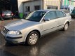 Volkswagen Passat - 1.6 - 1 - Thumbnail