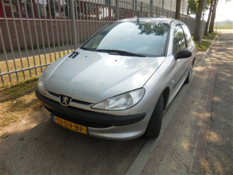 Peugeot 206 - 1.1 3D XN 