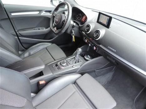 Audi A3 Sportback - 1.4 TFSI Aut7 Ambition Pro Line S - 1